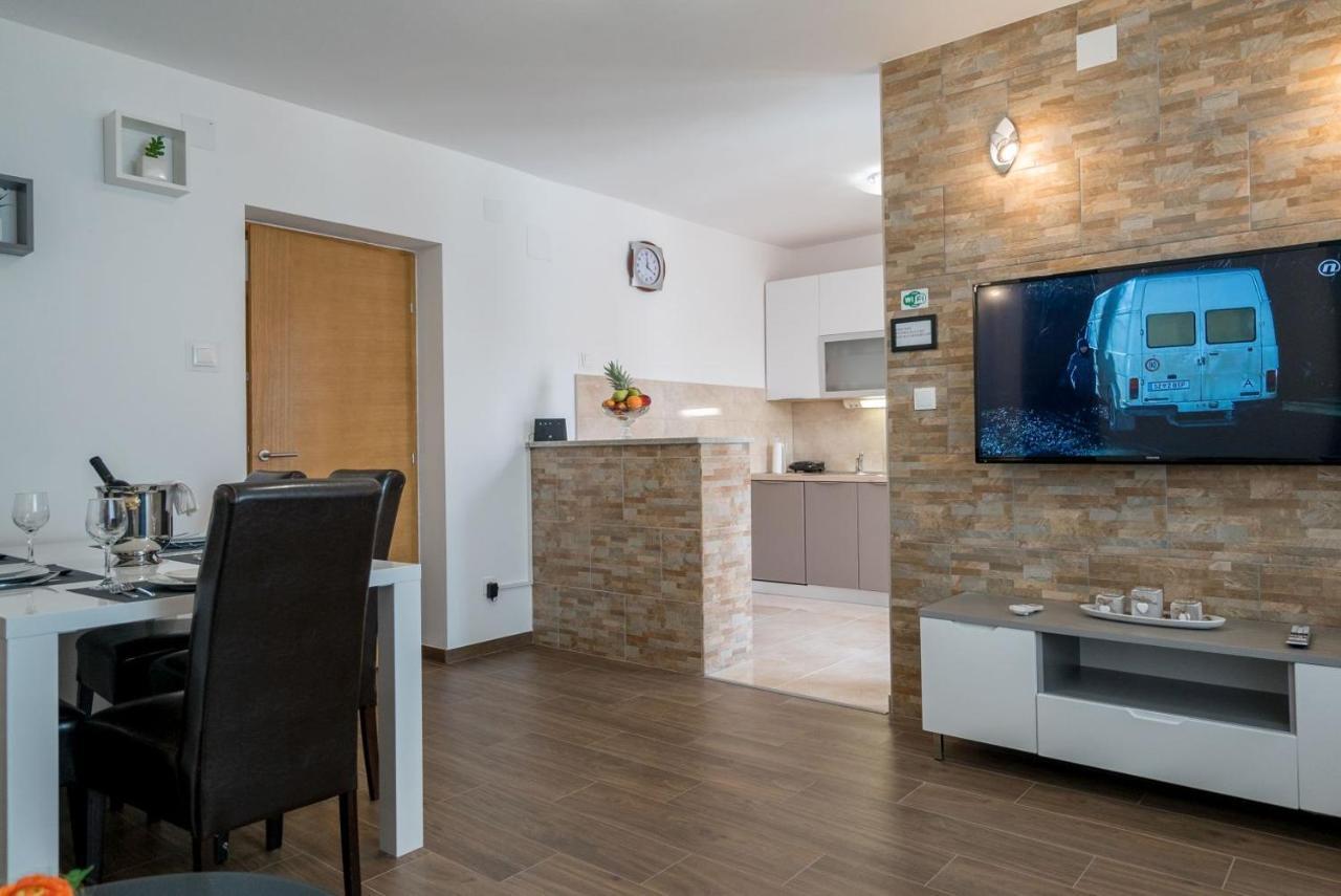 Apartment Anteo Free Parking Split Extérieur photo